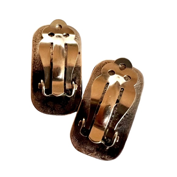 Vintage Navajo Kokopelli Clip Earrings .925 Silver Signed - Picture 4 of 9